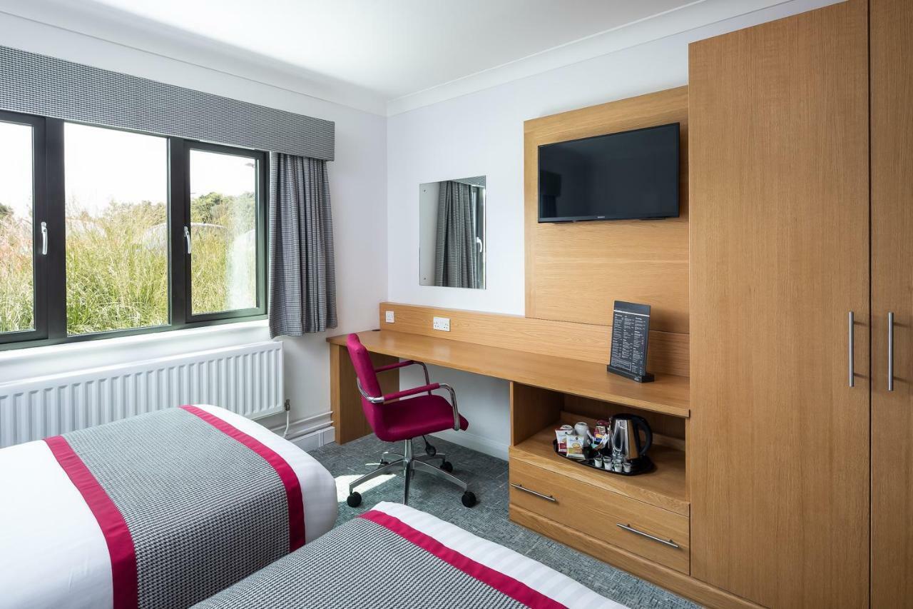 Warwick Conferences - Radcliffe 4* Tile Hill